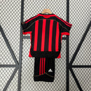 Kit Infantil AC Milan 06/07 Home Retro